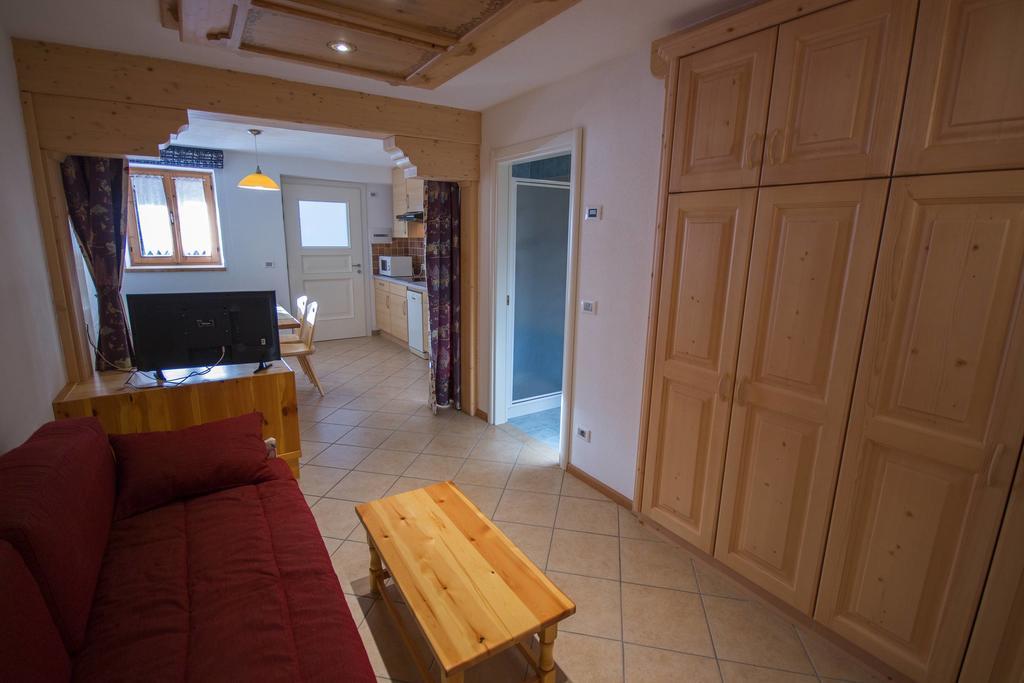 Appartamenti Dolomiti モエナ 部屋 写真