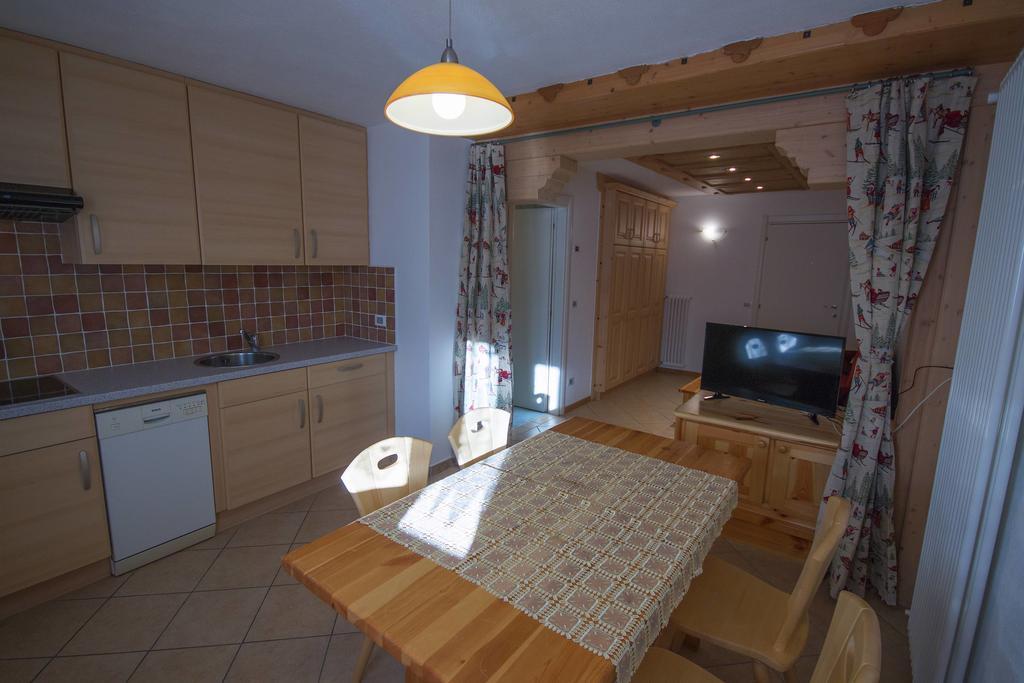 Appartamenti Dolomiti モエナ 部屋 写真