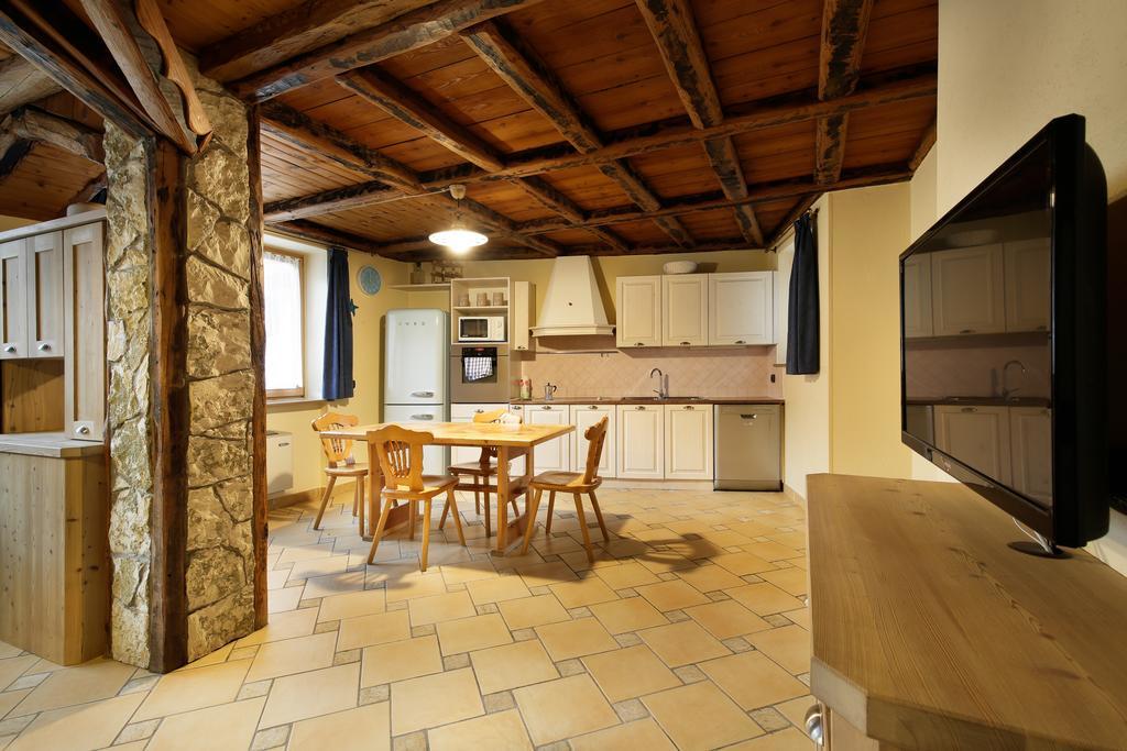 Appartamenti Dolomiti モエナ エクステリア 写真