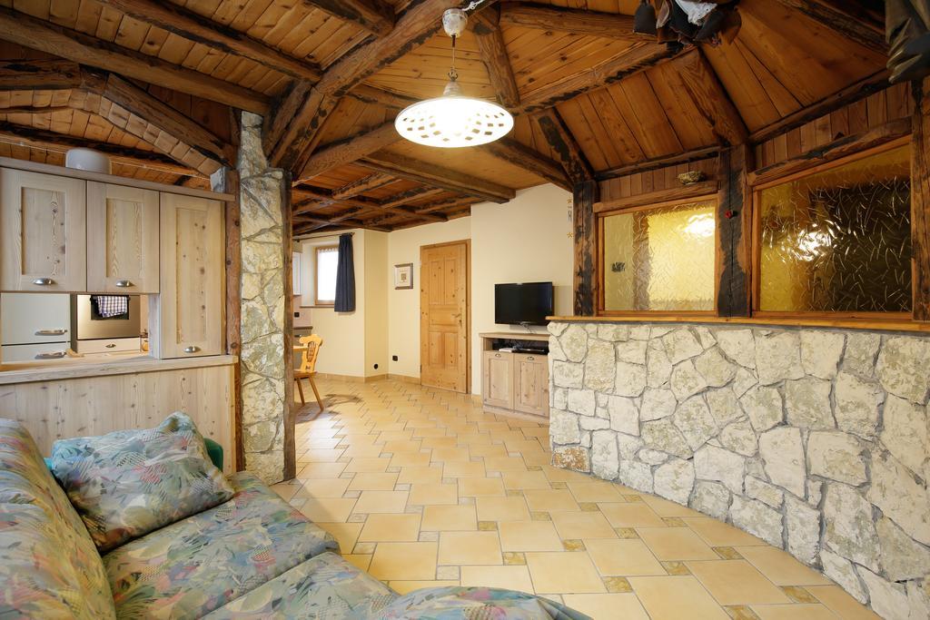 Appartamenti Dolomiti モエナ 部屋 写真
