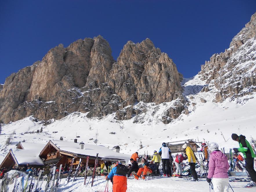 Appartamenti Dolomiti モエナ エクステリア 写真